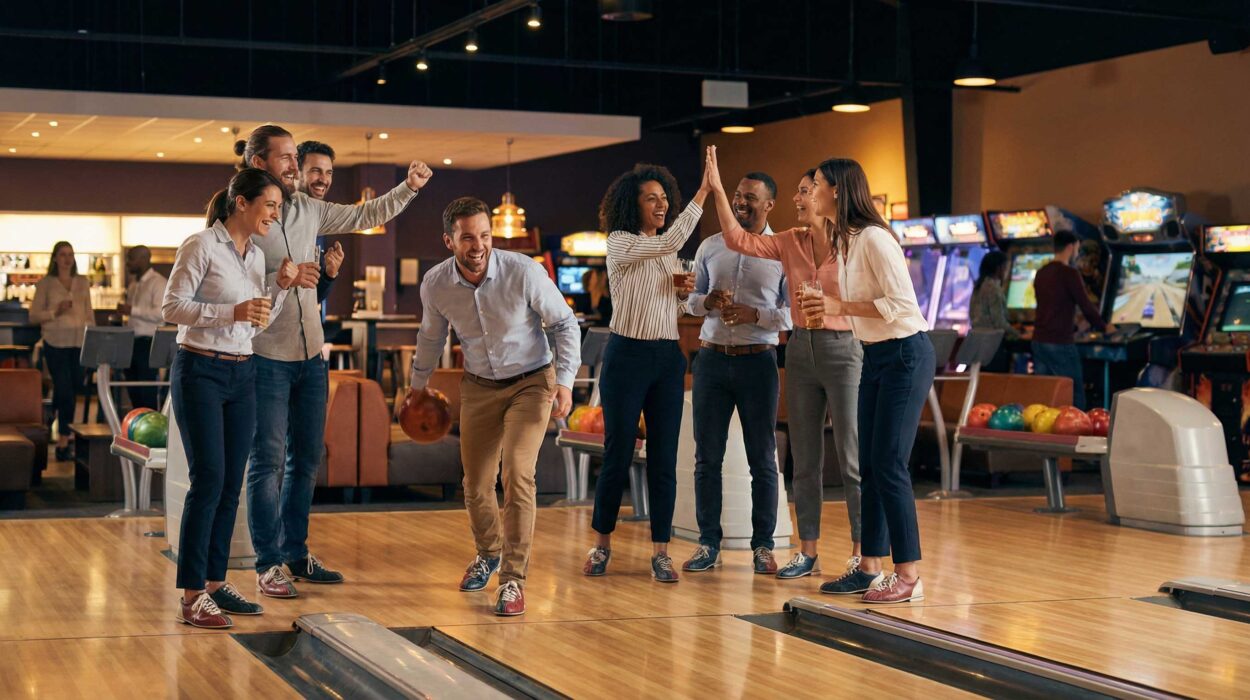 Équipe de collaborateurs participant à une activité de team building à Nîmes
